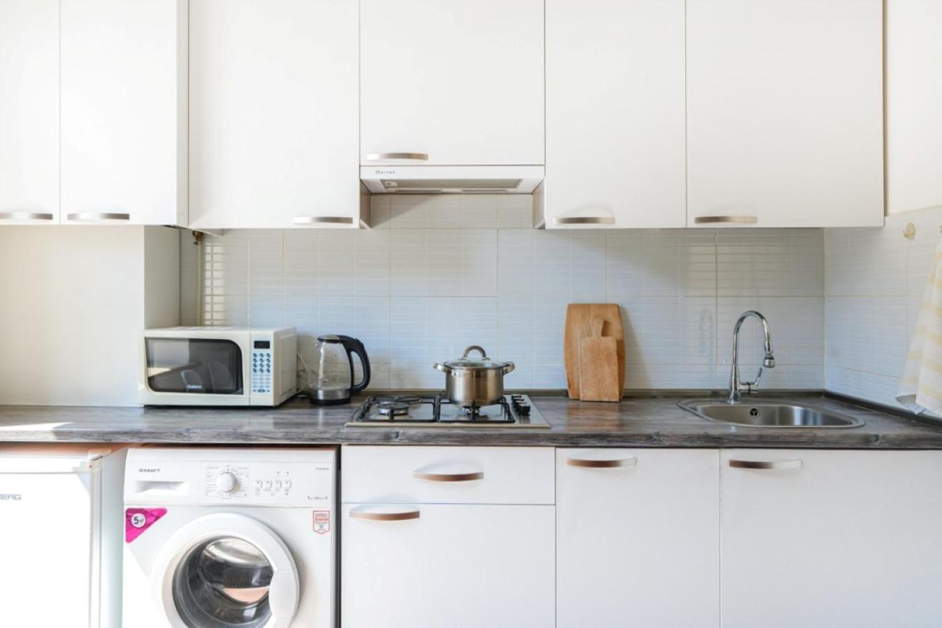 Ris Central Apartments יירבאן מראה חיצוני תמונה