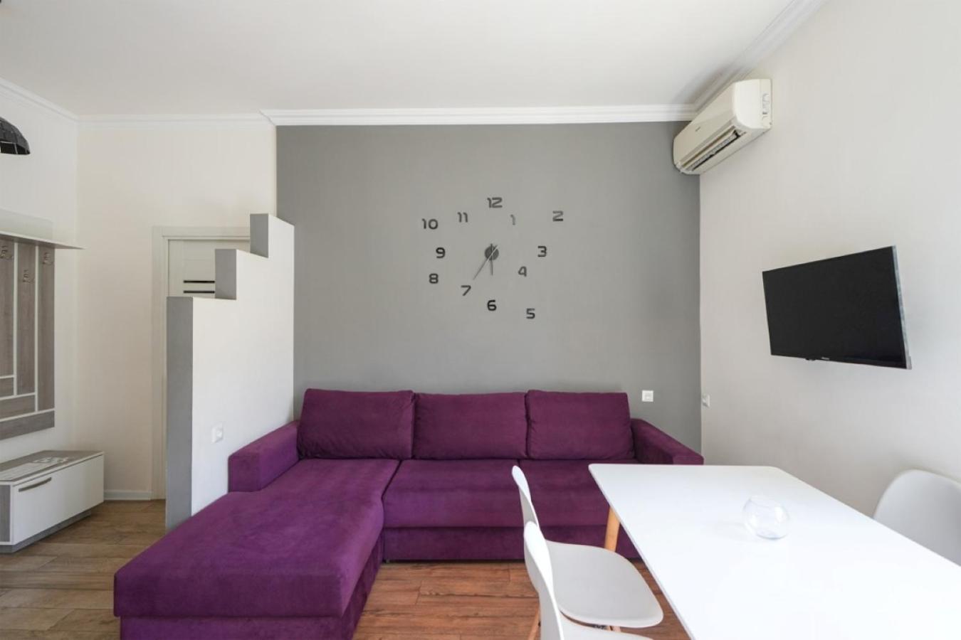 Ris Central Apartments יירבאן מראה חיצוני תמונה